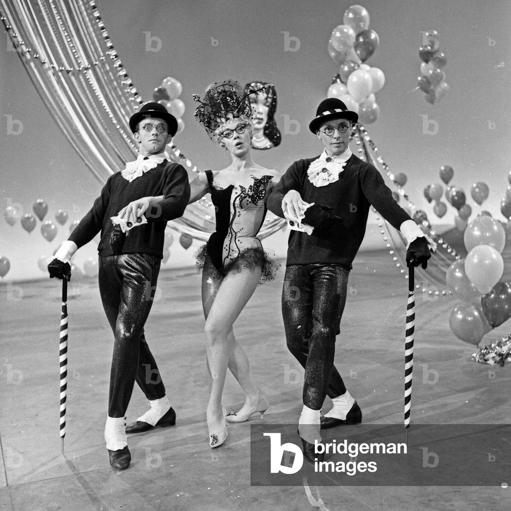 The great entertainment show on New Year's Eve 1961/62 of Norddeutscher Rundfunk TV and radio station, Germany 1960s