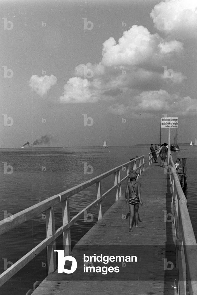 Travemuende on the shore of the Baltic Sea, Germany 1930s (b/w photo)