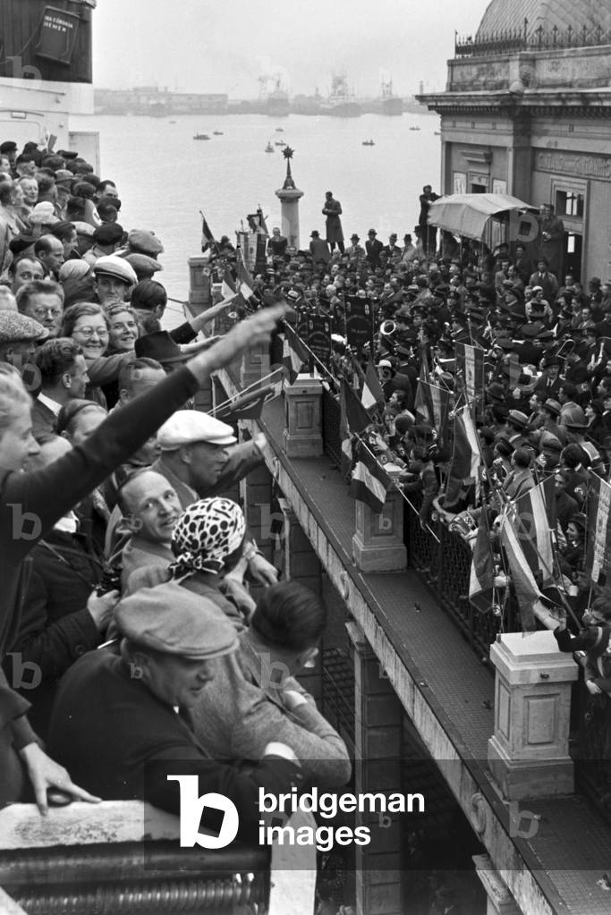 A trip to Italy, Italy 1930s (b/w photo)