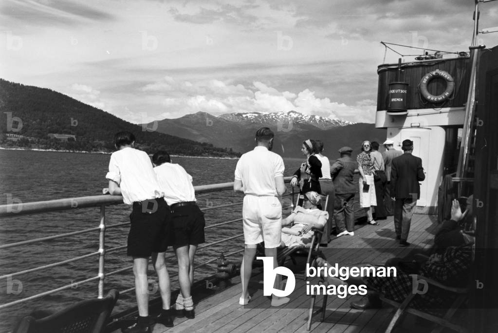 A cruise to Norway, Germany 1930s (b/w photo)