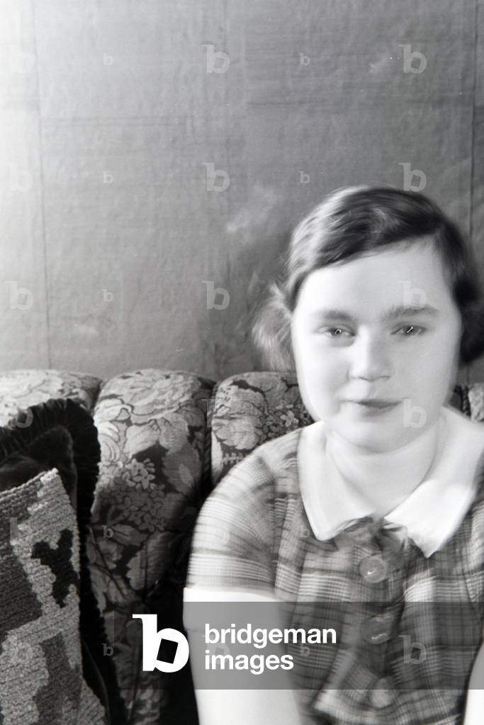 Portrait of a girl, Germany 1930s (b/w photo)