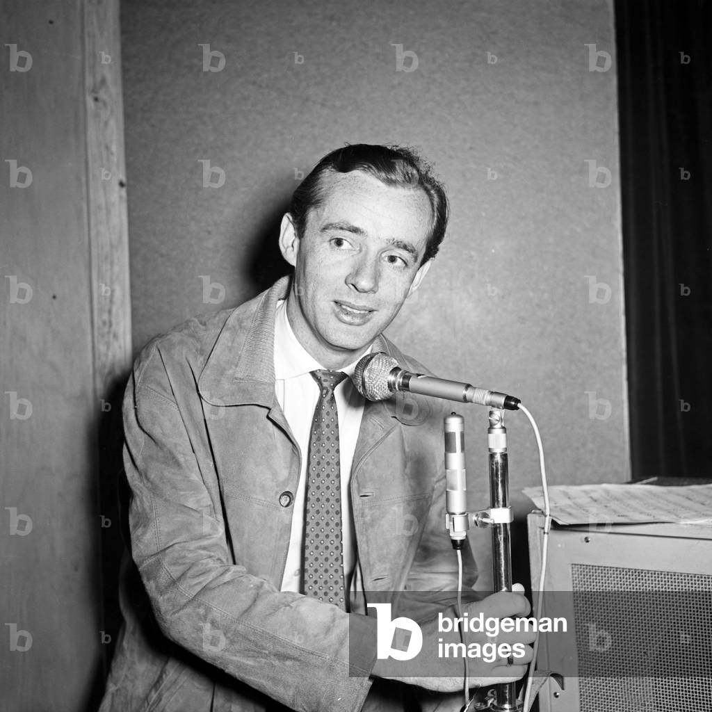 German actor, dubbing actor and audop play speaker Peter Pasetti, Germany 1950s