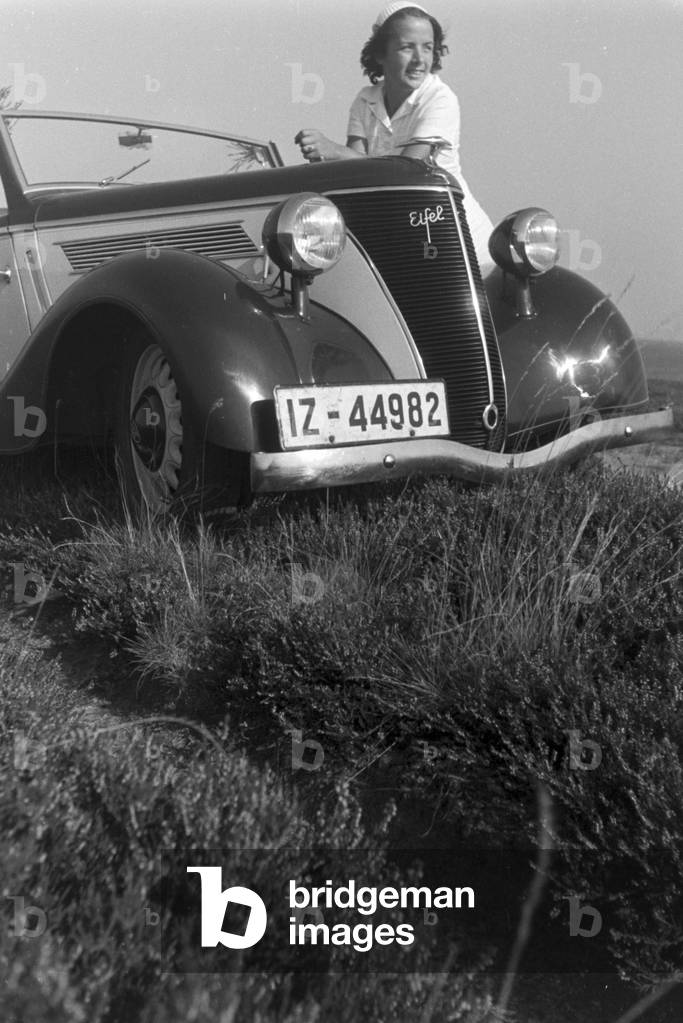 Vacation at the Baltic Sea, Germany 1930s (b/w photo)