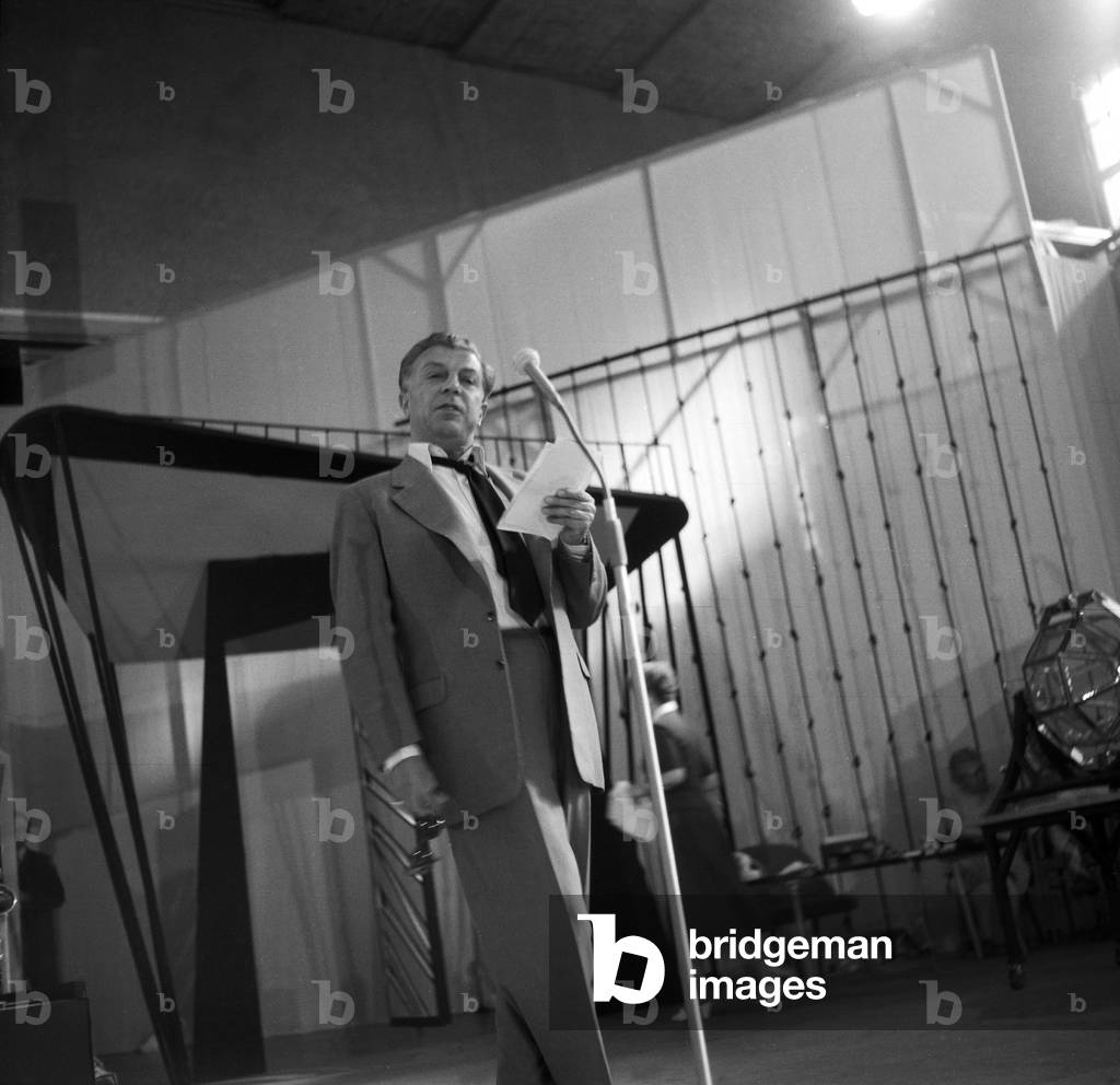German actor and chanson singer Viktor de Kowa at Hamburg, 1956