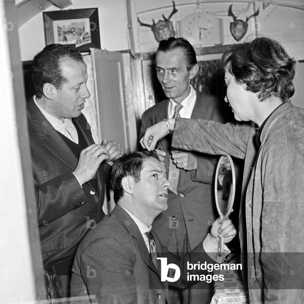 People in their job at NDR TV channel: at the hairdresser, Germany 1950s