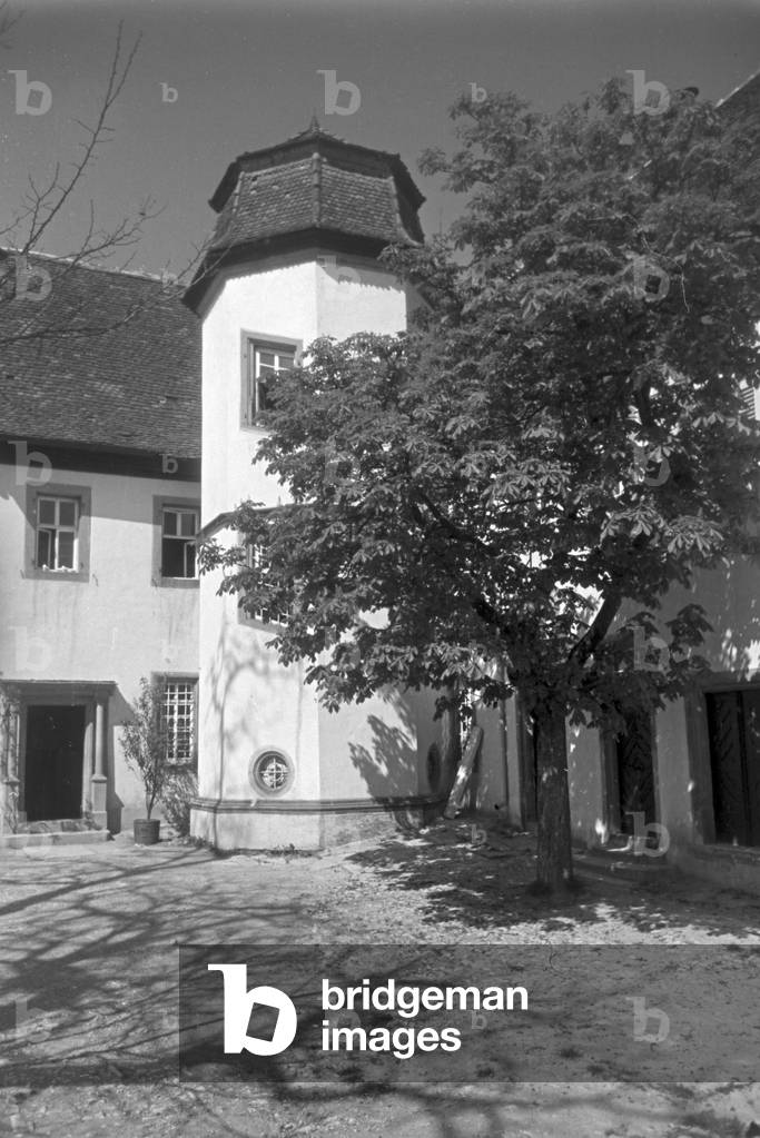 A trip to Bad Friedrichshall, Germany 1930s (b/w photo)