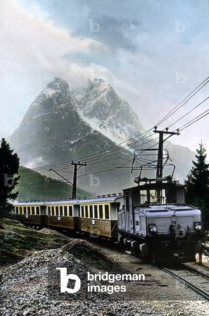 View to the peak of the Zugspitze