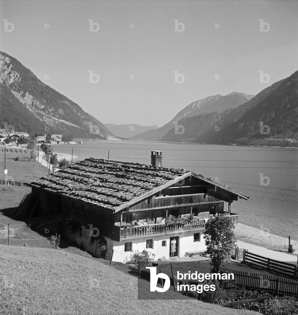 A trip to Pertisau at Lake Achen in Tyrol, Germany 1930s (b/w photo)