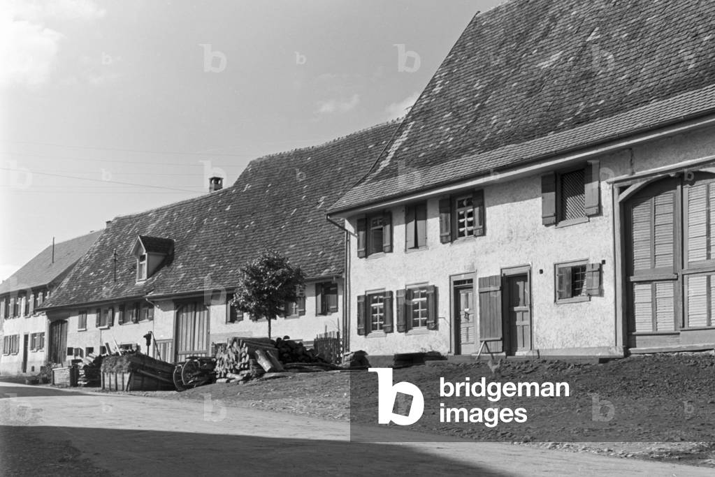 A trip to Trossingen, Germany 1930s (b/w photo)