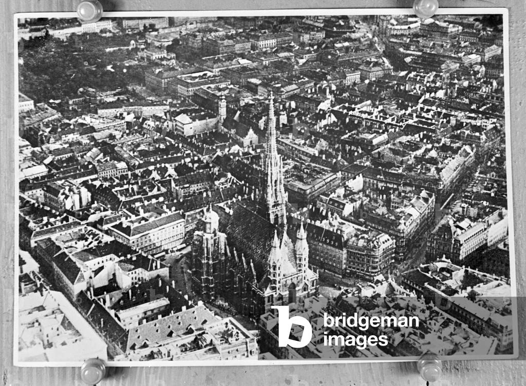 Artwork of an elder photograph, Germany 1930s (b/w photo)