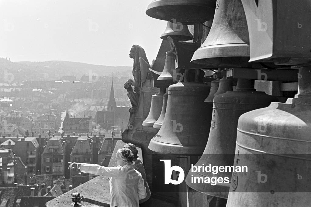 View over the inner city of Stuttgart from the old townhall that was destroyed during the Second World War, Germany 1930s (b/w photo)