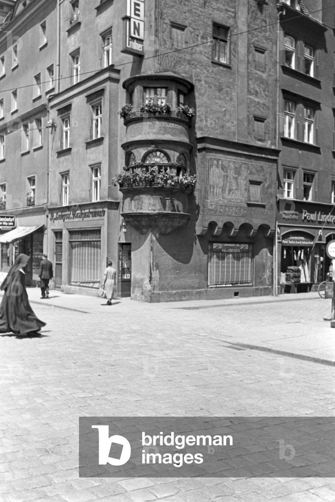 A trip to Liegnitz, Germany 1930s (b/w photo)