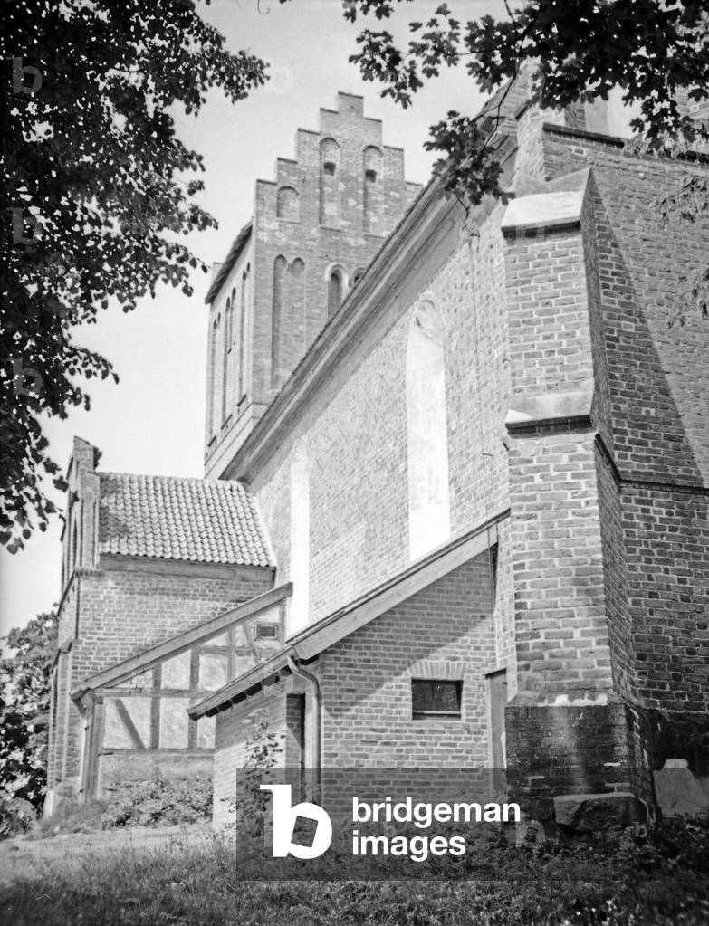 The church of Domnau, East Prussia, 1930s (b/w photo)
