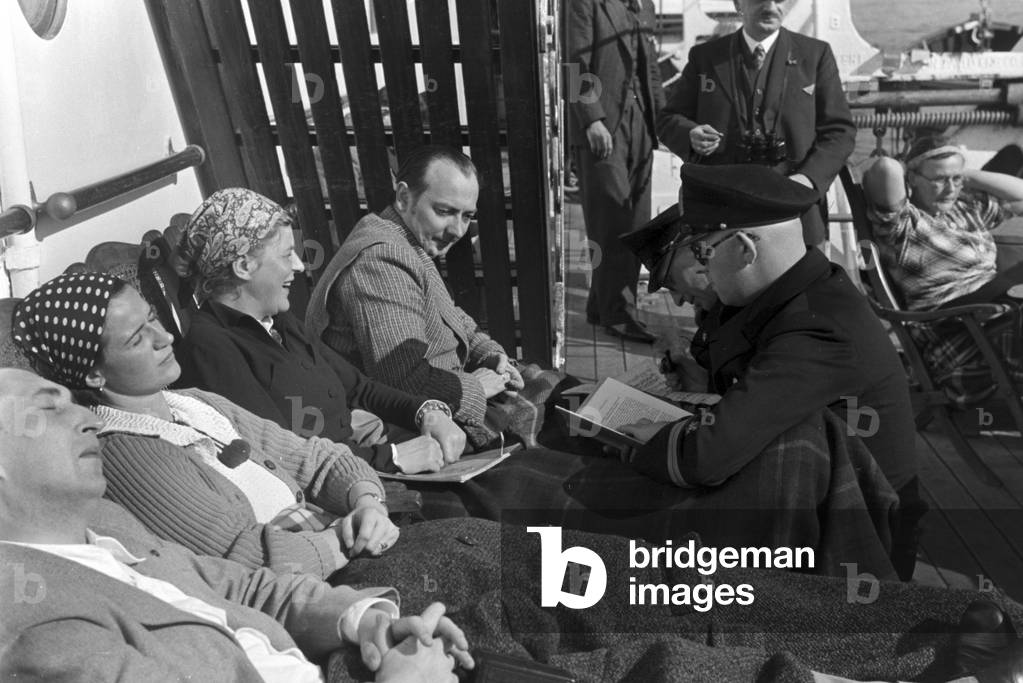 A trip to Italy, Italy 1930s (b/w photo)