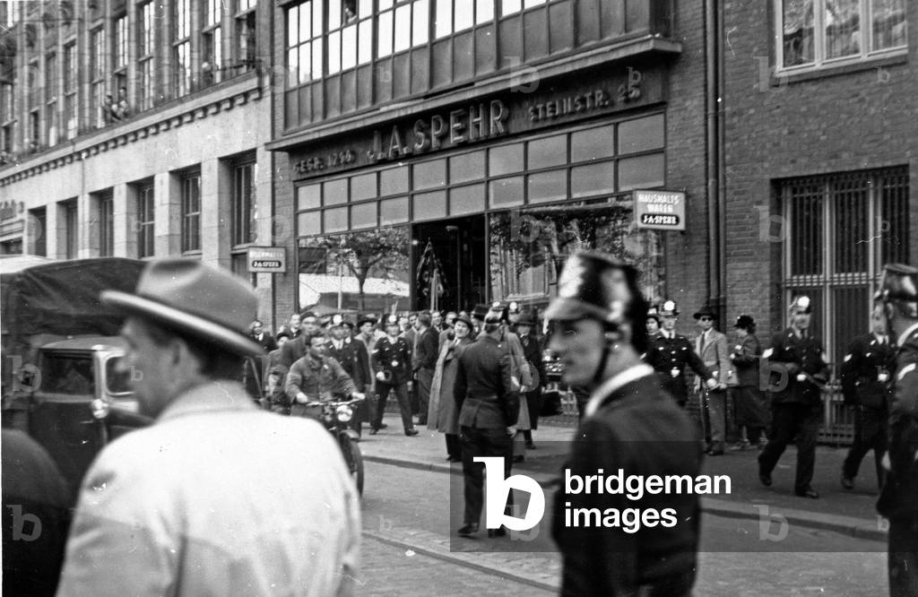A demonstration escalates, 1950s