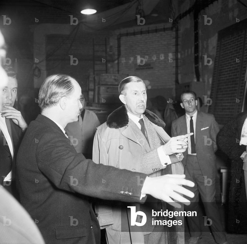 Actors coming to the studios of German TV and radio stadion Norddeutscher Rundfunk at Hamburg, Germany 1950s