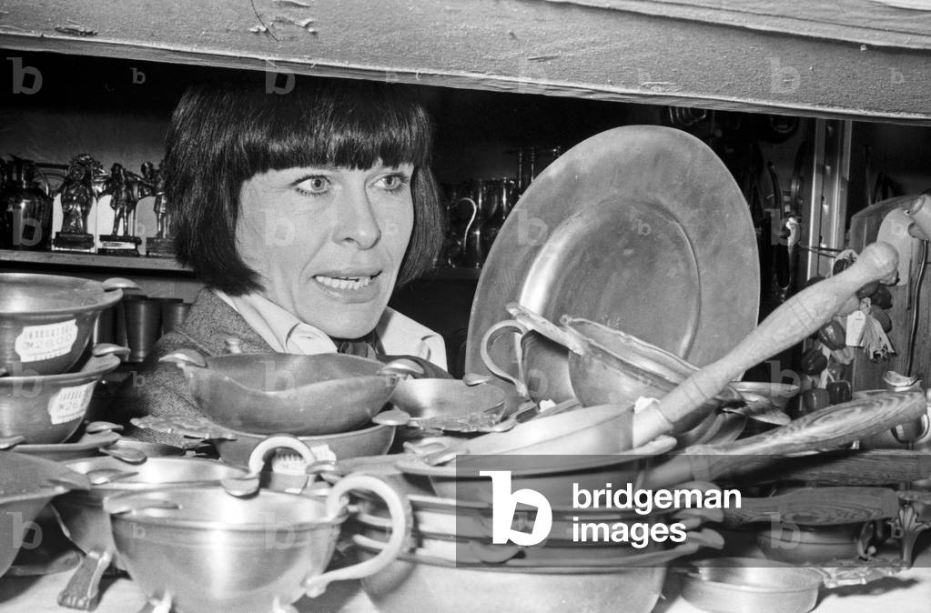 German actress and author Barbara Ruetting at an antiquities shop, Germany 1970s