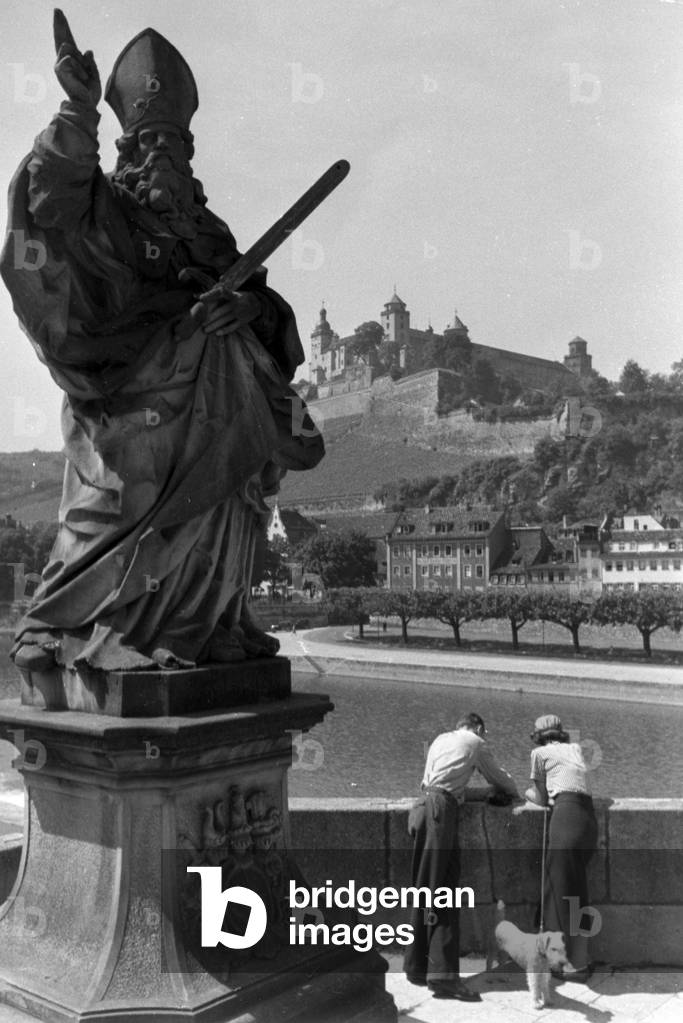 A trip to Würzburg, Germany 1930s (b/w photo)