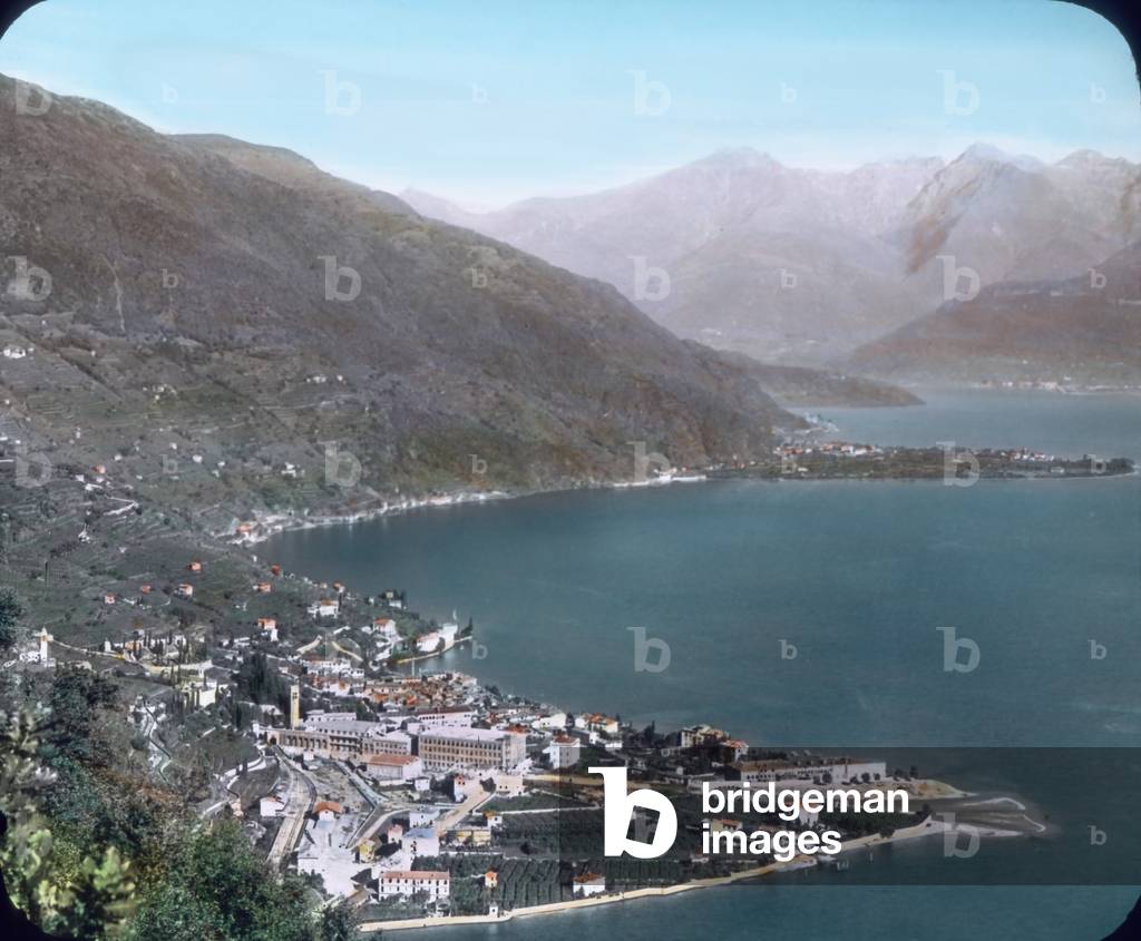 Here the valley of Val Sassina (Valsassina) flows through the Pioverna
