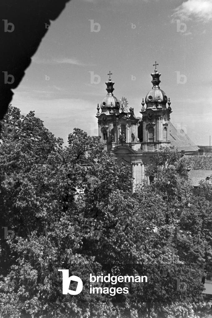 A trip to Liegnitz, Germany 1930s (b/w photo)