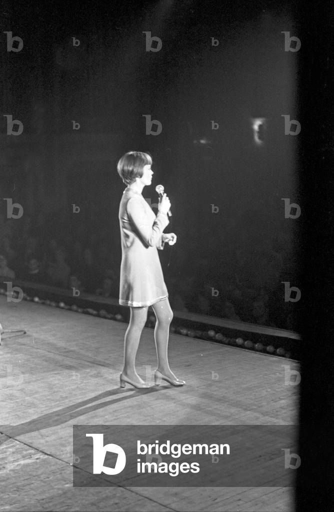 French singer Mireille Mathieu in concert at Hamburg, Germany early 1970s