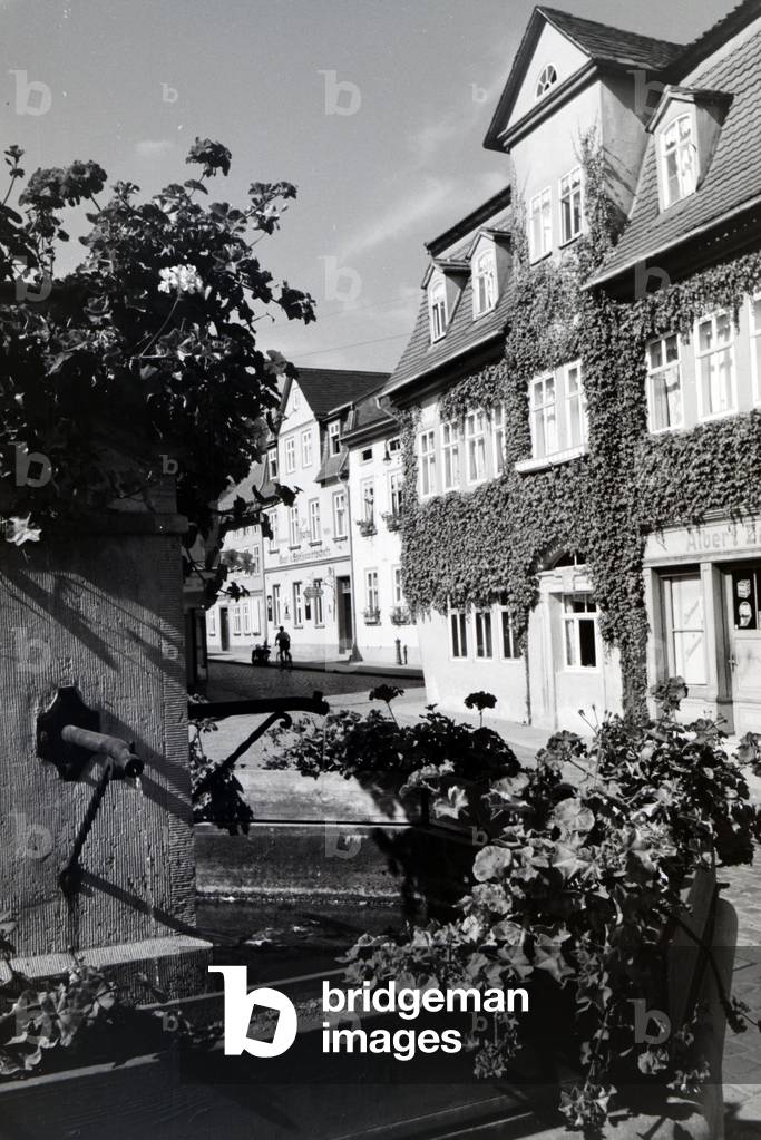 The fountain on the market square in Bad Blankenburg, Gemany 1930s (b/w photo)