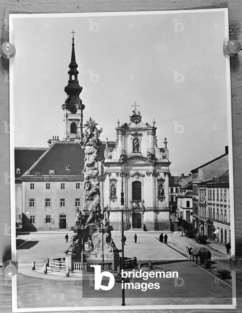 Artwork of an elder photograph, Germany 1930s (b/w photo)
