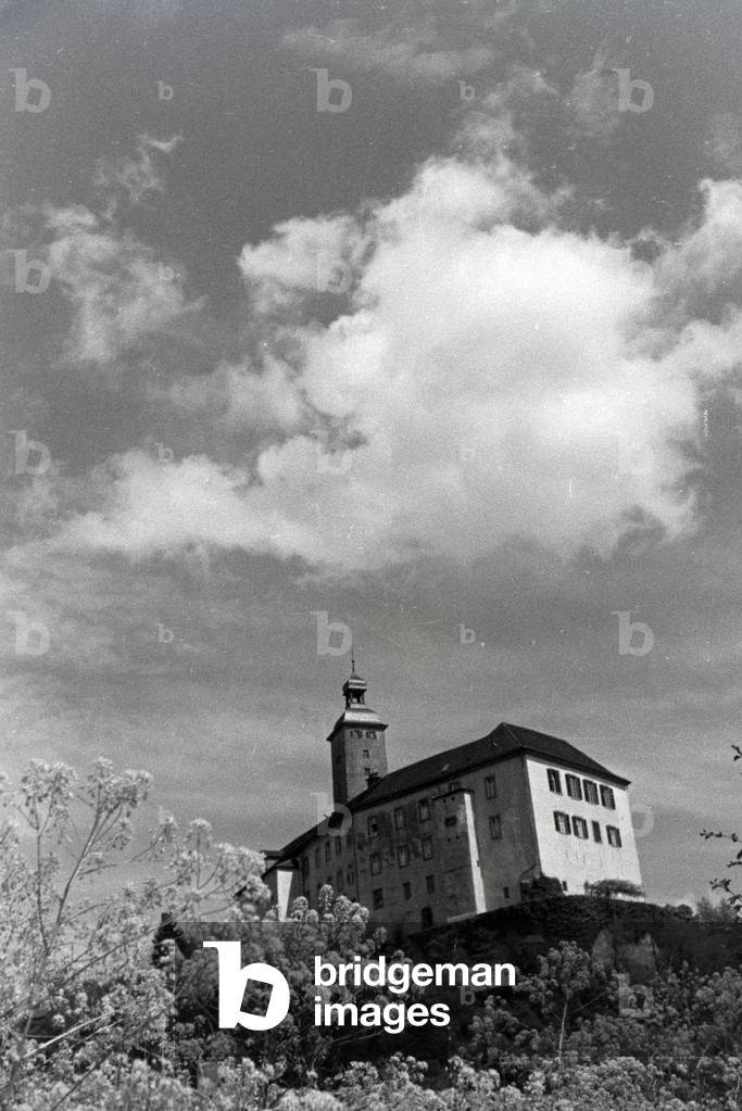 An excursion to Gundelsheim, Germany 1930s (b/w photo)