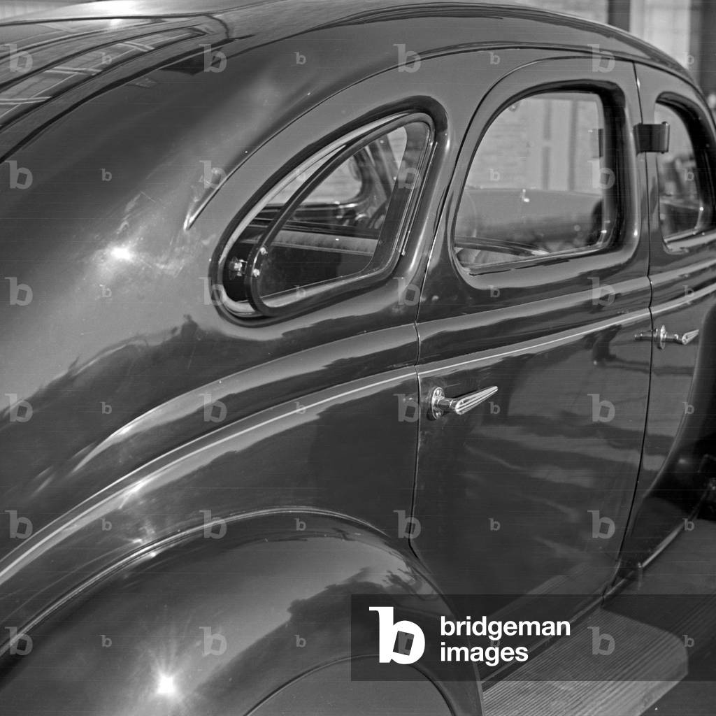 Rear of a Ford V8 at the German Ford headquarters at Cologne, Germany 1930s (b/w photo)