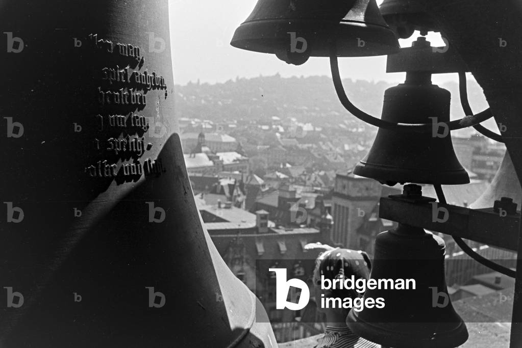 View over the inner city of Stuttgart from the old townhall that was destroyed during the Second World War, Germany 1930s (b/w photo)