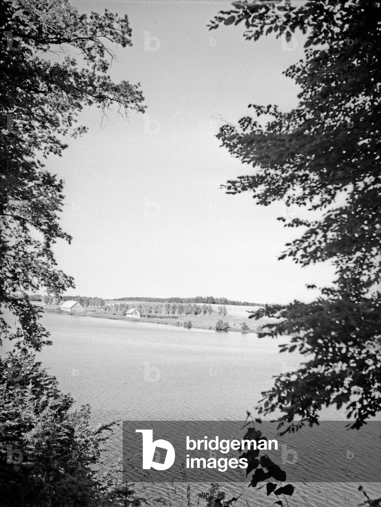 View to the Alle water reservoir near Friedland, East Prussia, 1930s (b/w photo)
