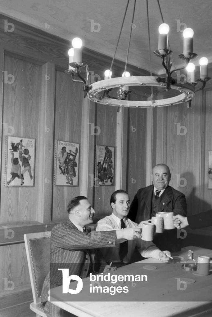 The hotel elephant in Weimar, Germany 1930s (b/w photo)
