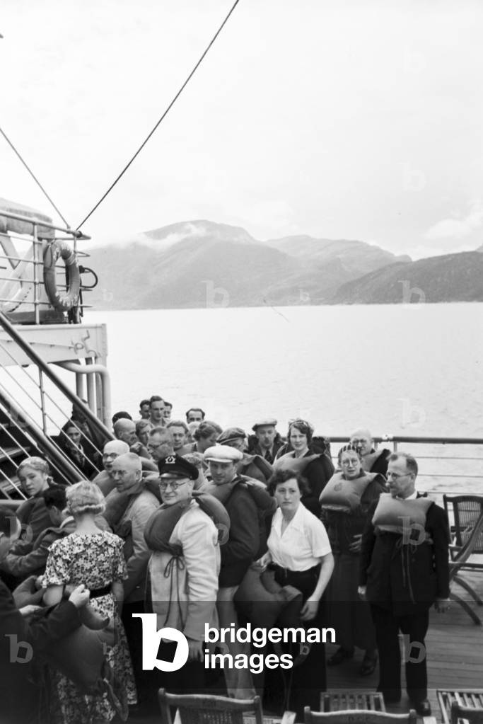 A cruise to Norway, Germany 1930s (b/w photo)