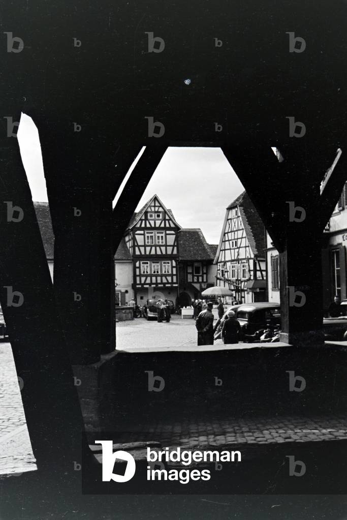 An excursion along the mountain road, Germany 1930s (b/w photo)