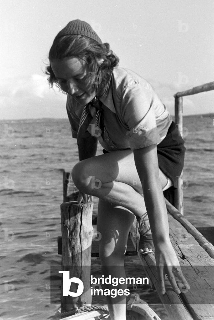 A summer day at the Baltic Sea, Germany 1930s (b/w photo)
