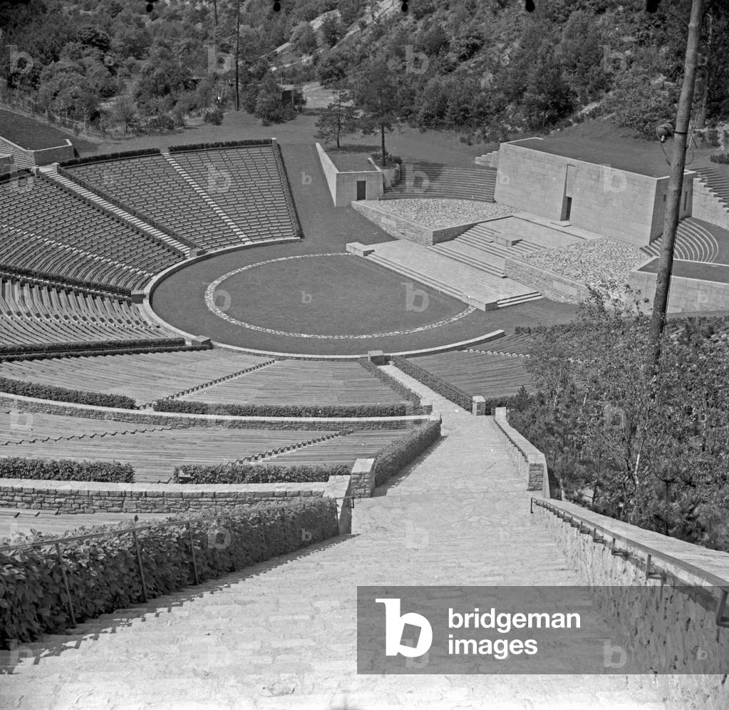 The Waldbuehne amphiteatre with its grandstands in Berlin, 1936 (b/w photo)