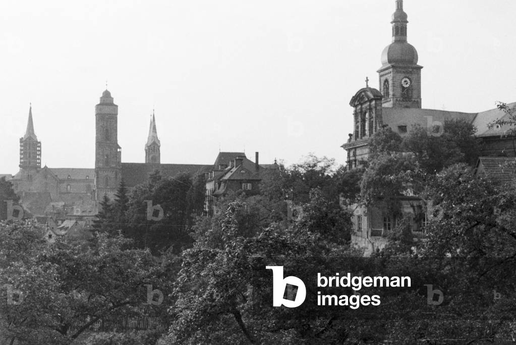 Scenes from everyday life of a family in Stuttgart, Germany 1930s (b/w photo)