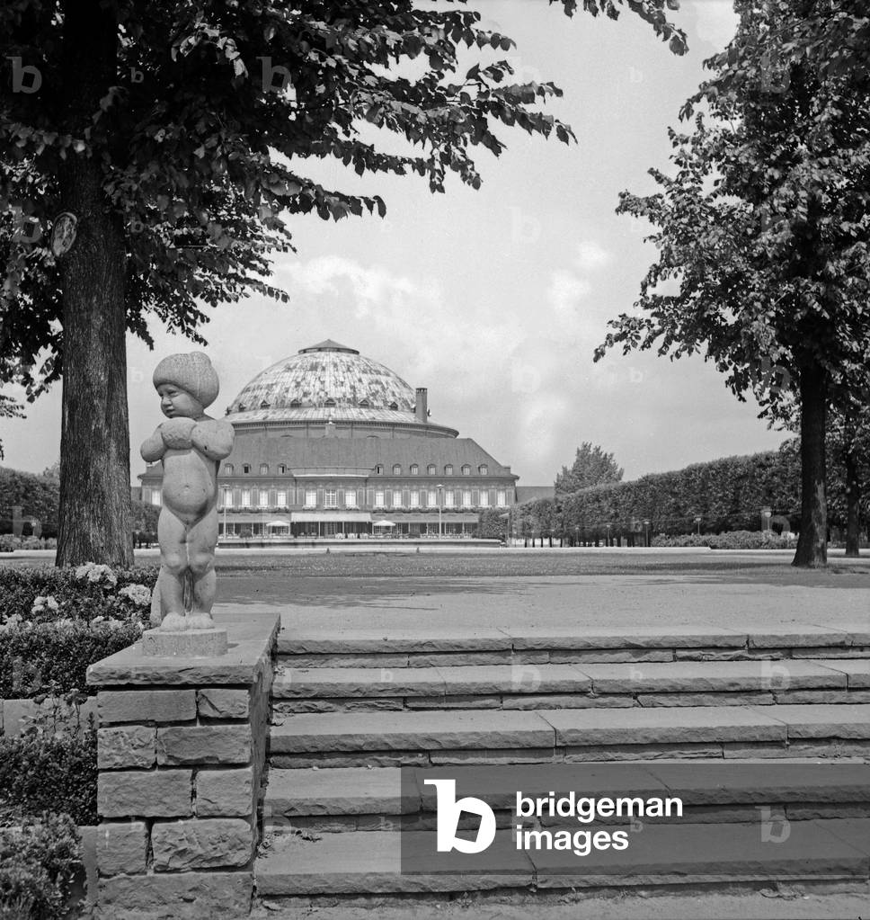 View to the dome hall of the Stadthalle hall at Hanover, Germany 1930s (b/w photo)