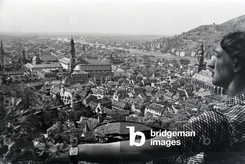An excursion to Heidelberg, Germany 1930s (b/w photo)