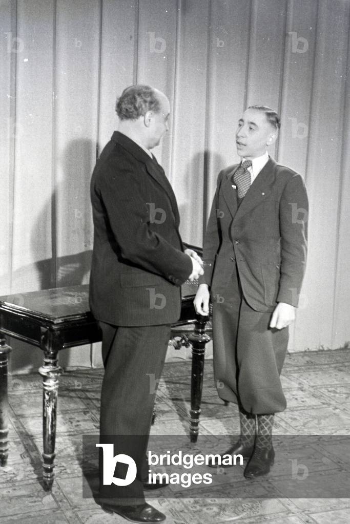 Actor at the audition for the film Familienanschluss by Carl Boese, Germany ca.1940 (b/w photo)