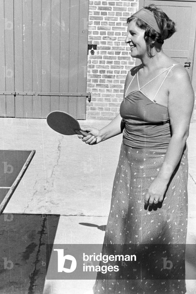 Vacation at the Baltic Sea, Germany 1930s (b/w photo)