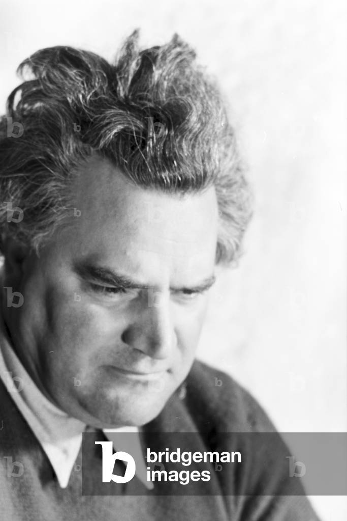 Visitation of the Austrian sculptor Gustinus Ambrosi, Germany 1930s (b/w photo)