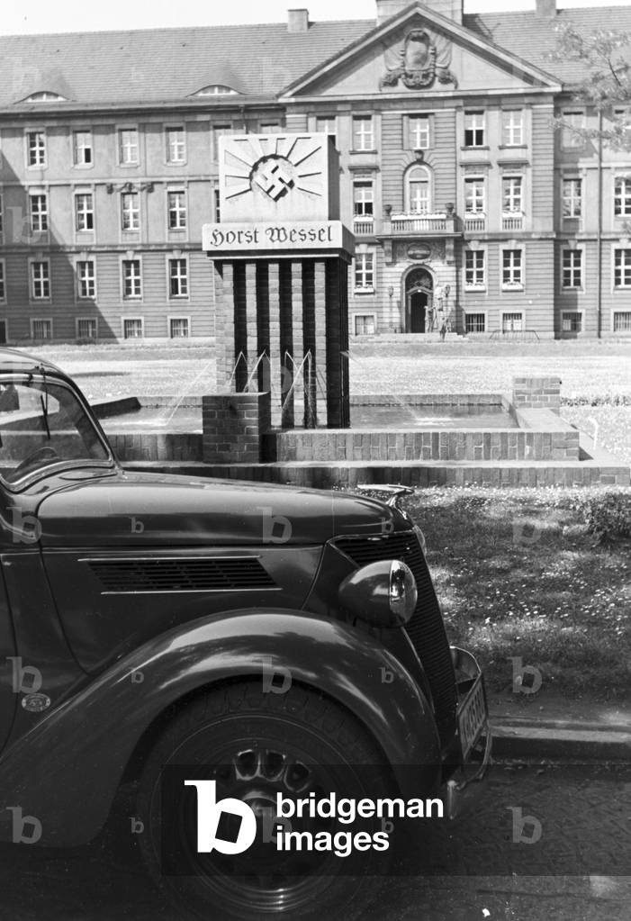 A trip to Beuthen, Germany 1930s (b/w photo)