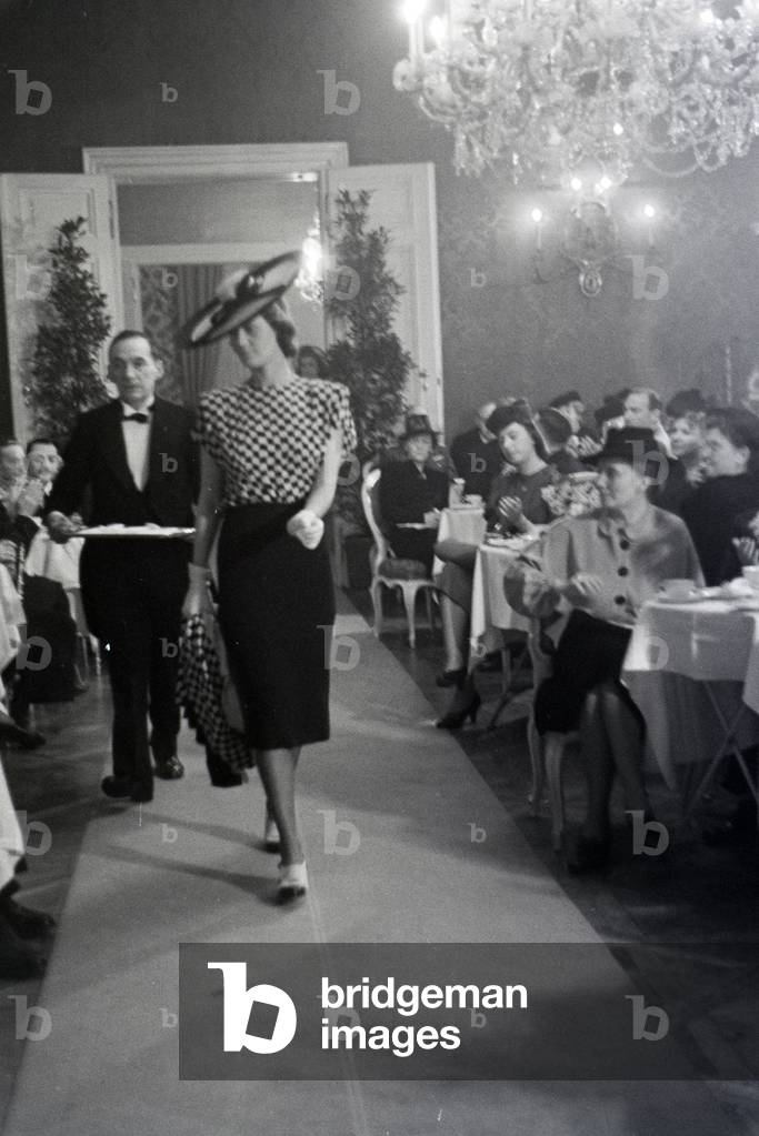 On the occasion of the Vienna fashion week in the house of fashion 