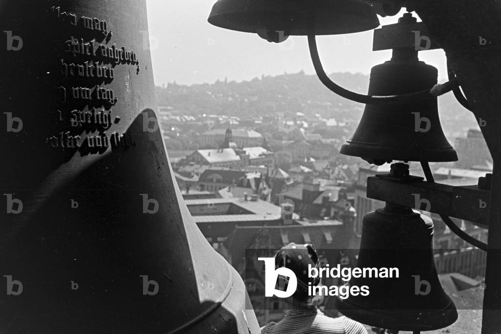 View over the inner city of Stuttgart from the old townhall that was destroyed during the Second World War, Germany 1930s (b/w photo)