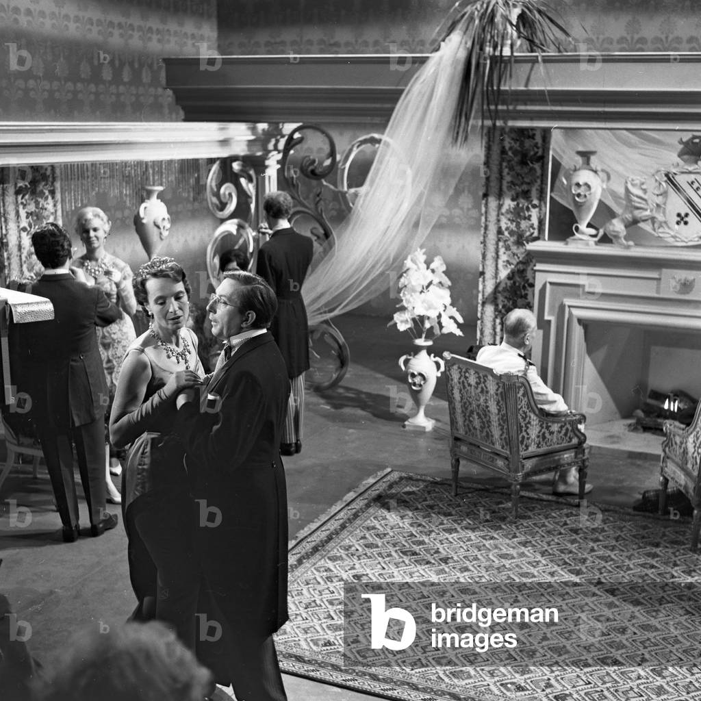 The great entertainment show on New Year's Eve 1961/62 of Norddeutscher Rundfunk TV and radio station, Germany 1960s