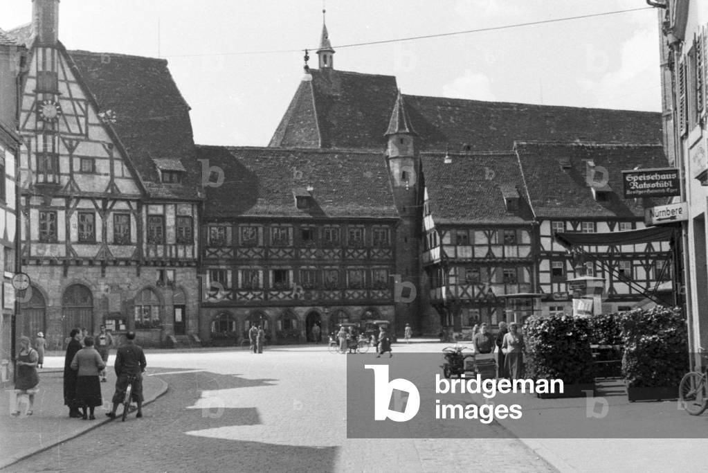 Scenes from everyday life of a family in Stuttgart, Germany 1930s (b/w photo)