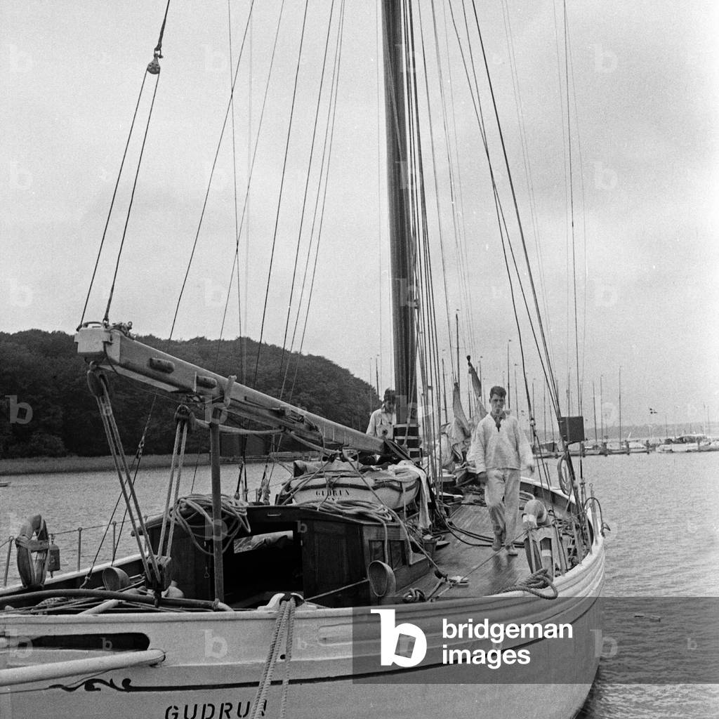 Pupils of the Hanseatic Yachting school inside their sailing boat, Germany 1950s