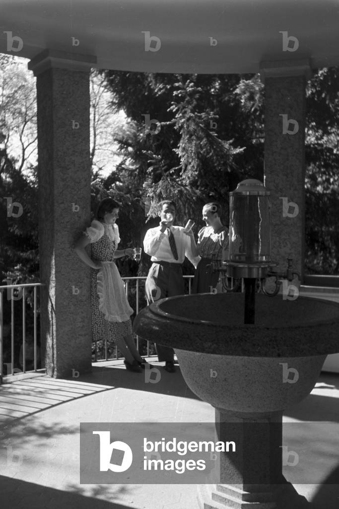 A stay at a health resort in Bad Rappenau, Germany 1930s (b/w photo)
