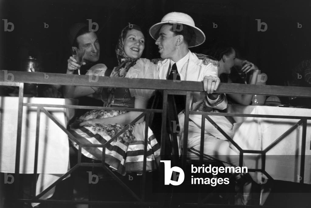 Guests of a carnival party, Germany 1930s (b/w photo)